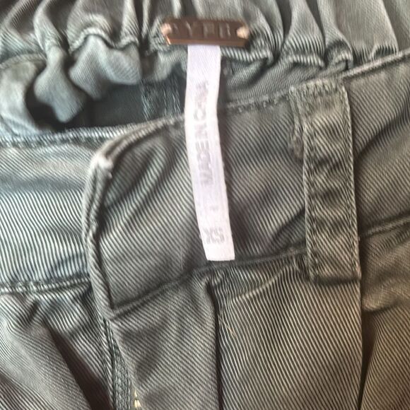 YOUNG FABULOUS & BROKE Cavlin Cropped Wide Leg Jeans in Sage Size XS - Picture 7 of 7